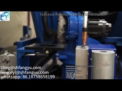 Выставка промышленного робота Yaskawa сваривая
